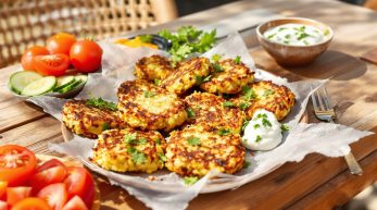 découvrez la recette facile des beignets de courgettes, croustillants et savoureux, parfaite pour régaler toute la famille et surprendre vos invités. un plaisir gourmand à ne pas manquer !